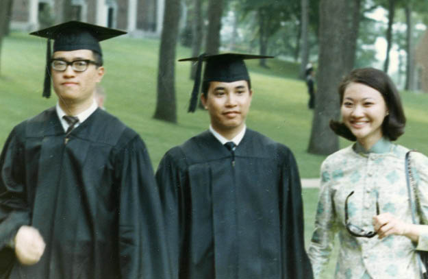 Chung Wu  66, Alfred Lee  66 and Lee s future wife, Nancy, at K commencement