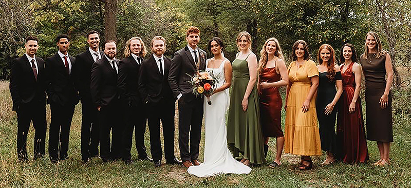 Nya Greenstone '15, Peter Simic '15 and their wedding party