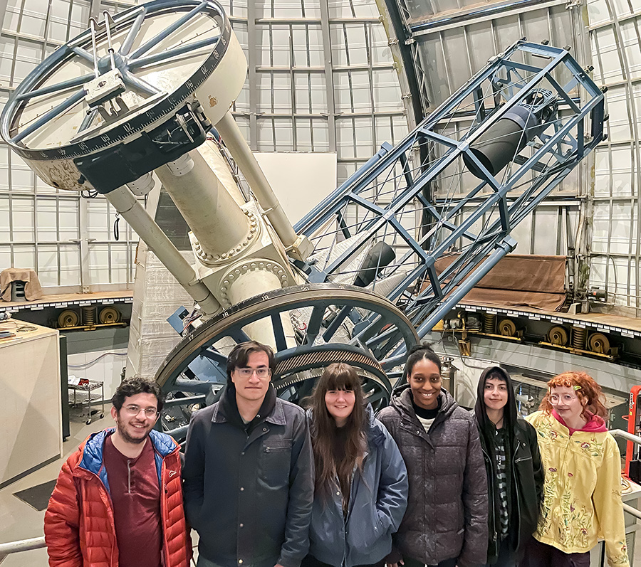  Roberts, third from left, with astronomy grad students on a trip to the Perkins telescope in Flagstaff, Arizona.